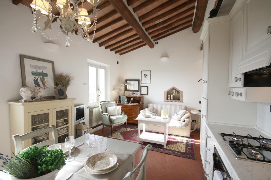 Appartement Zaffiro Bianco à San Gimignano Extérieur photo